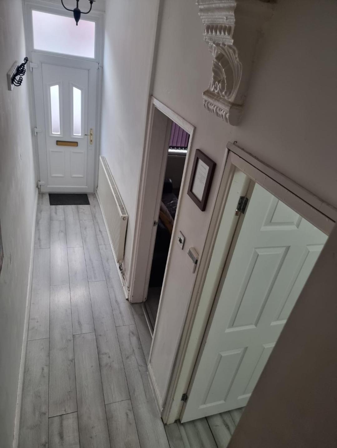Holiday home Gorgeous Stylish Cheri Victorian House In Manchester