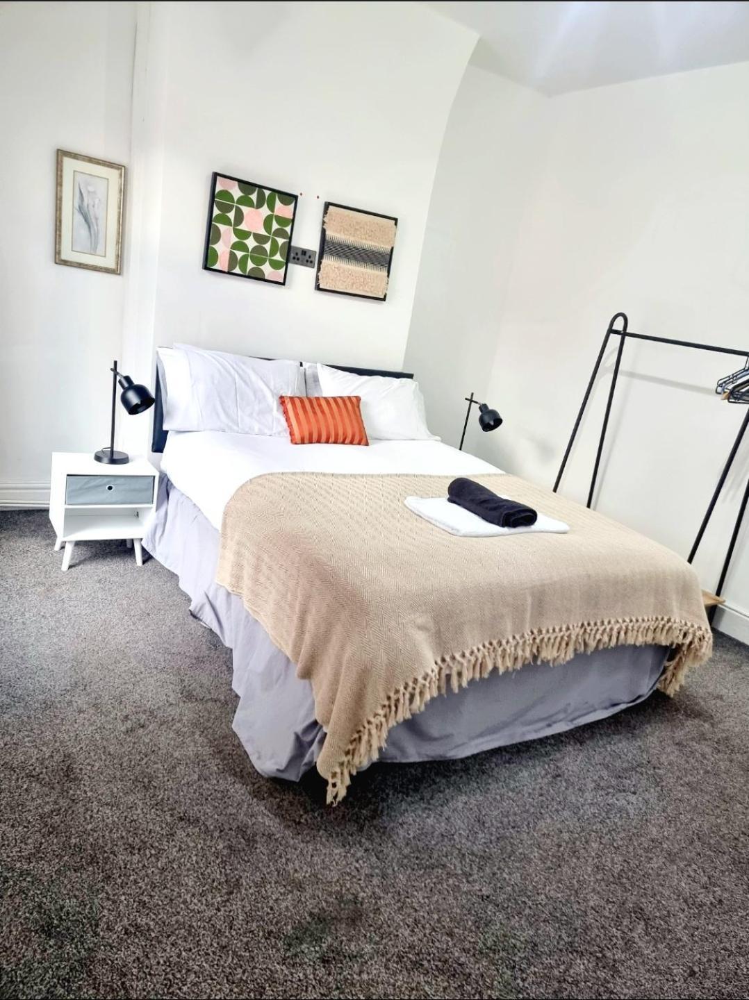 Holiday home Gorgeous Stylish Cheri Victorian House In *